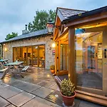 Gasthof The Queens