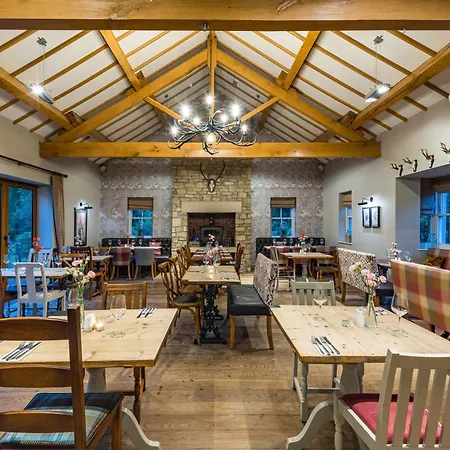 The Queens Inn